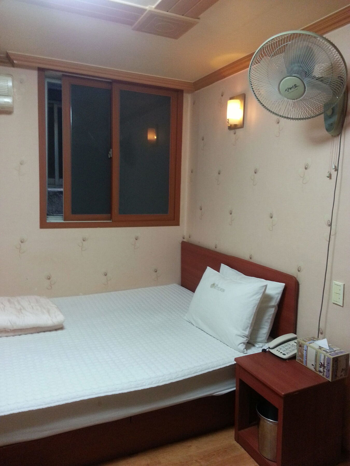 Nampo One Motel Busan Esterno foto